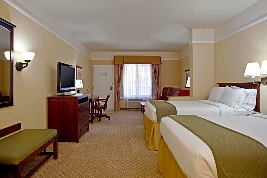 Holiday Inn Express Hotel & Suites San Dimas