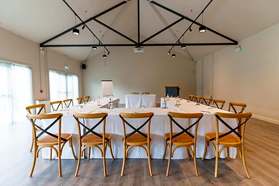 voco The Club - Dublin Gateway by IHG