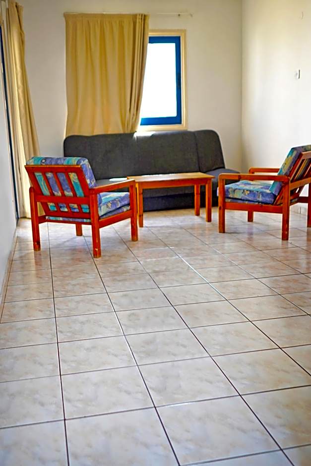 Green Bungalows Hotel Apartments
