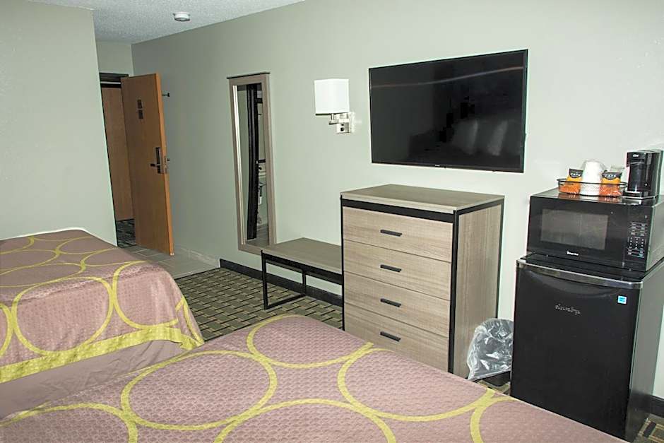 Super 8 by Wyndham Michigan City