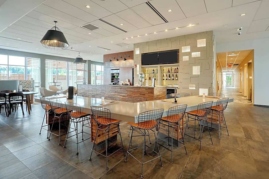 Courtyard by Marriott North Brunswick