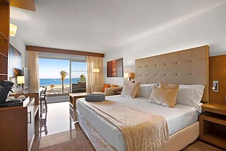 Superior Double Room Selection Club with Sea View