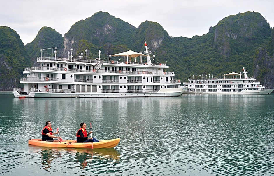 Paradise Elegance Cruise Halong