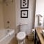 Country Inn and Suites by Radisson Seattle-Bothell WA