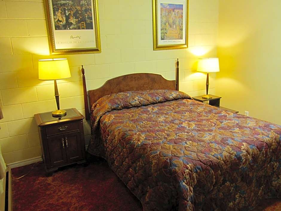 Gold Pan Motel