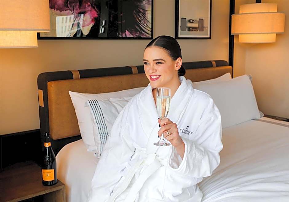 Thompson Chicago by Hyatt