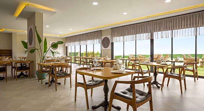 Ramada by Wyndham Cesme