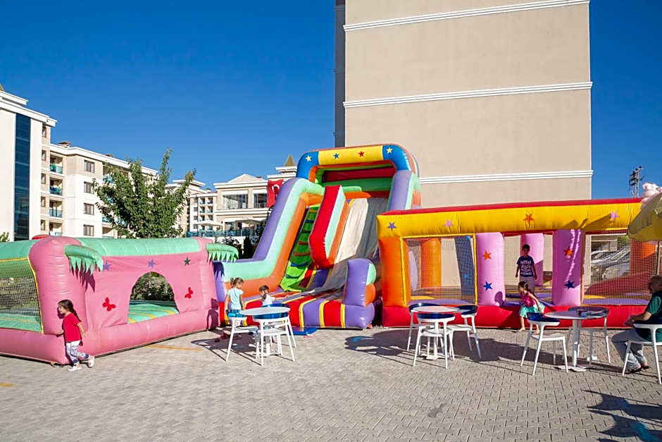 Grand Ozgul Thermal Holiday Village