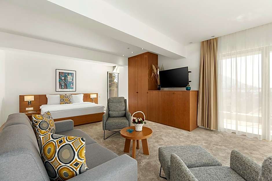Hotel Harmonia by Dukley