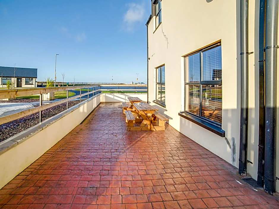 Standing Stones Lodge