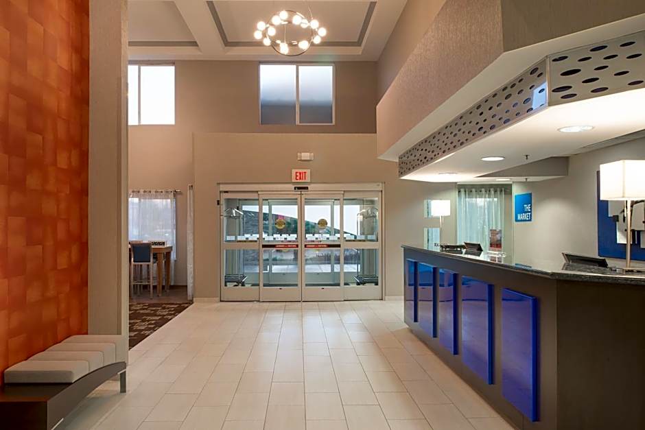 Holiday Inn Express Rocklin - Galleria Area By IHG
