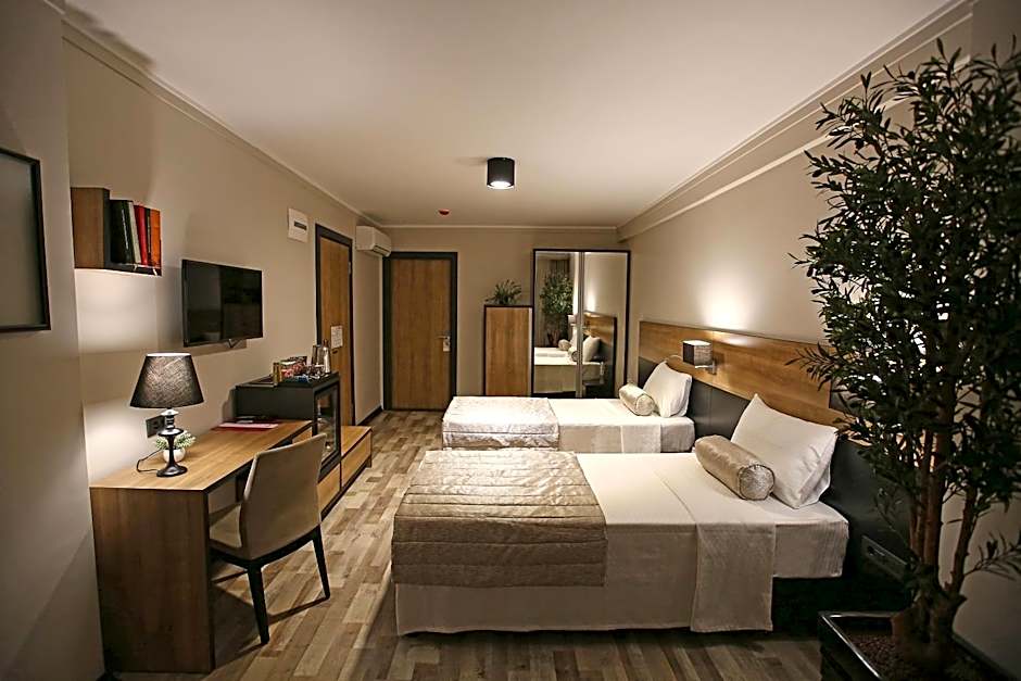 Kalevera Hotel
