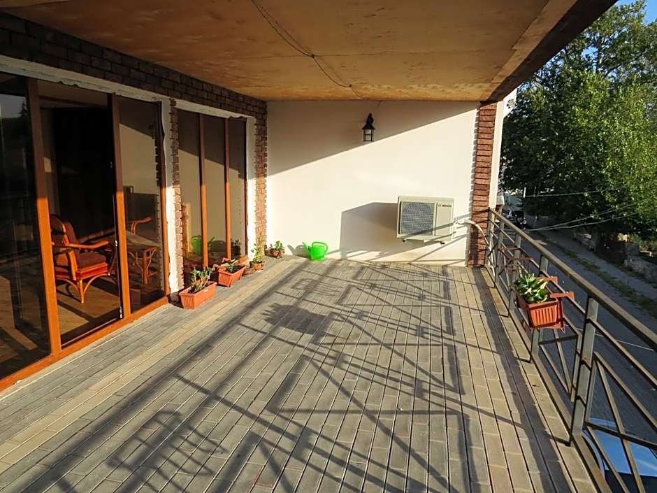 Kutaisi Center Guesthouse