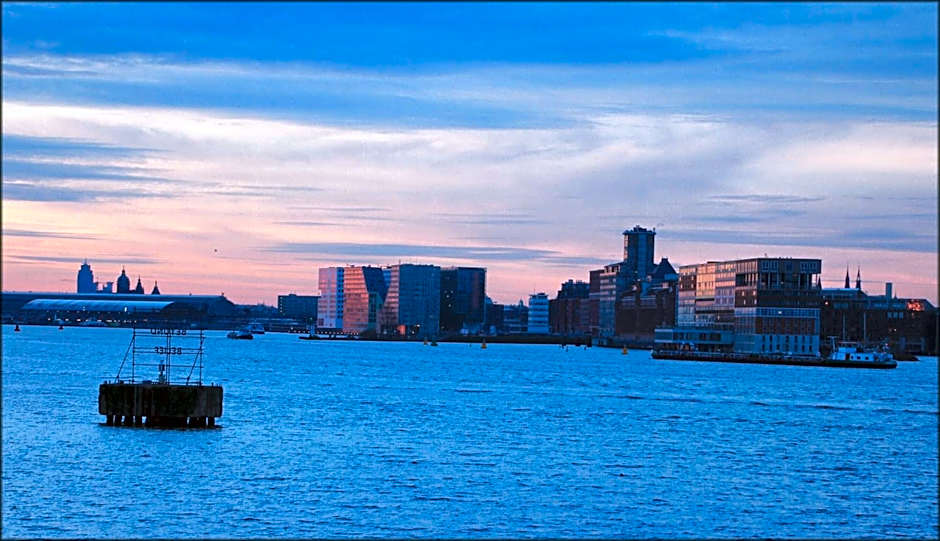Botel