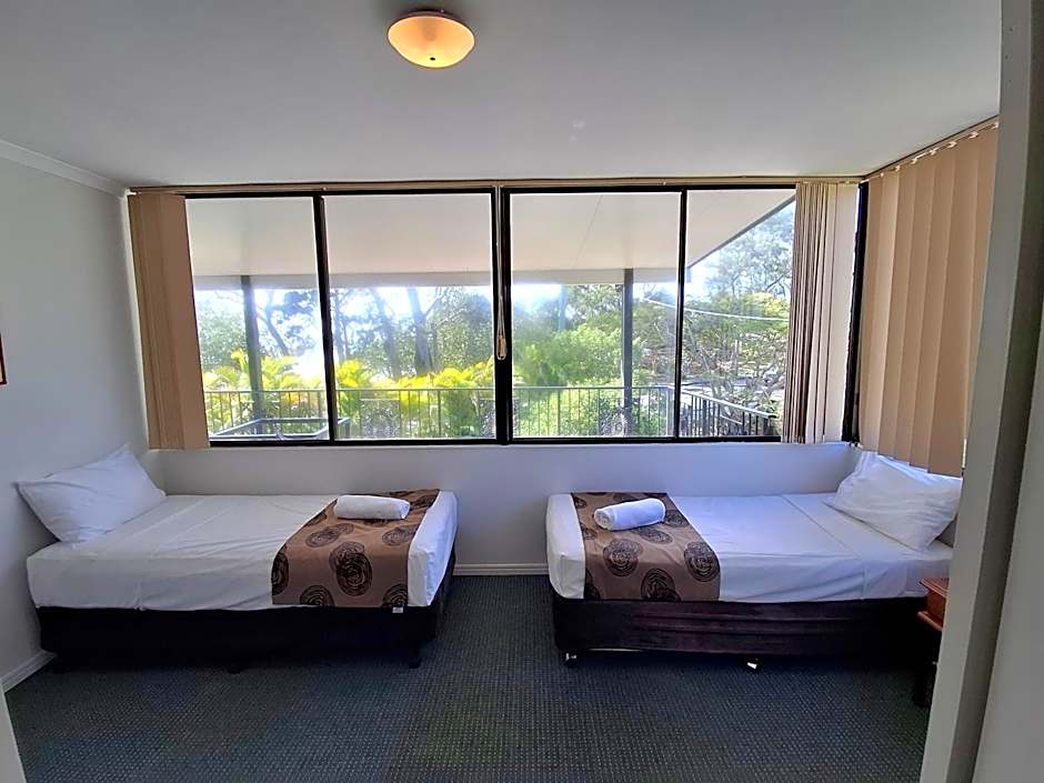 Tower Court Motel