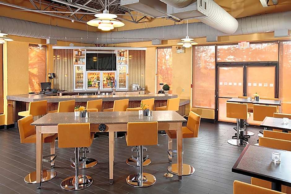 Holiday Inn Wilkes Barre - East Mountain By IHG