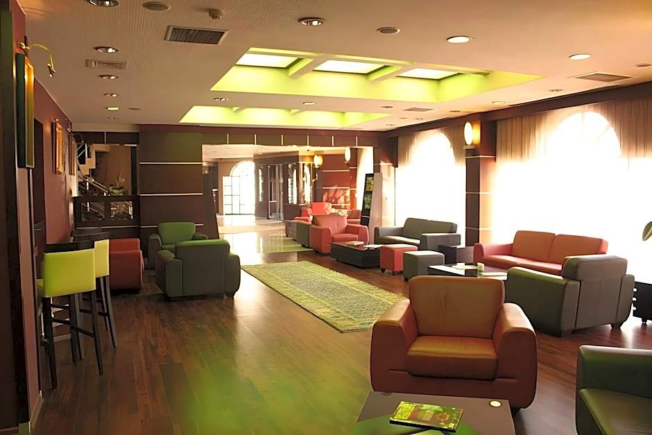 Rumi Hotel