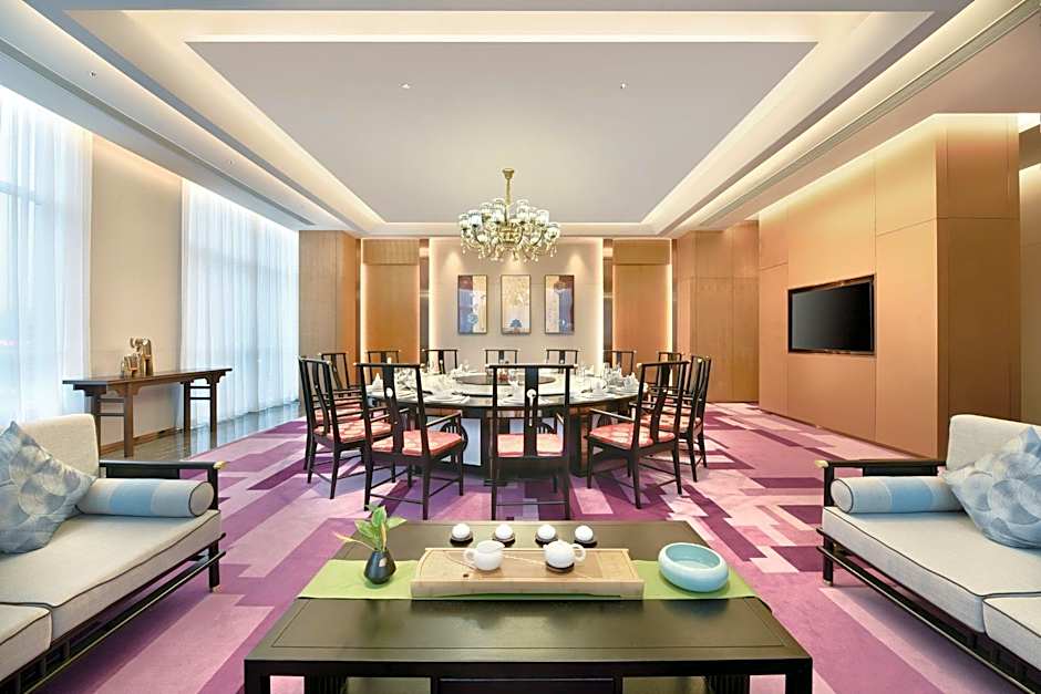 Crowne Plaza Dalian Xinghai By IHG