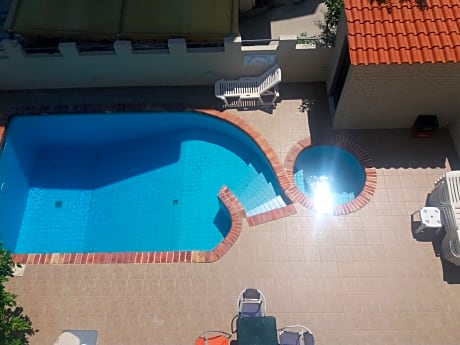 Aquarius Apartments
