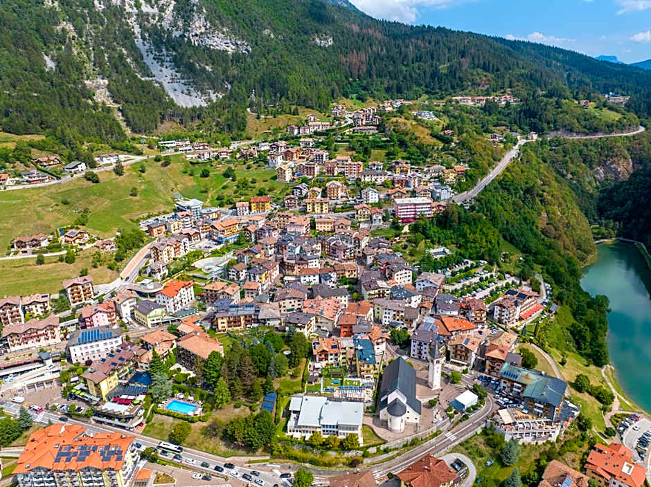 Hotel Lory - Molveno - Dolomiti