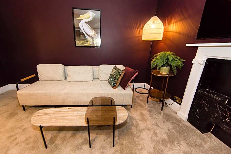 Skeldale House 'All Creatures Great & Small' Luxury Apartments & Studios in Askrigg, Yorkshire Dales