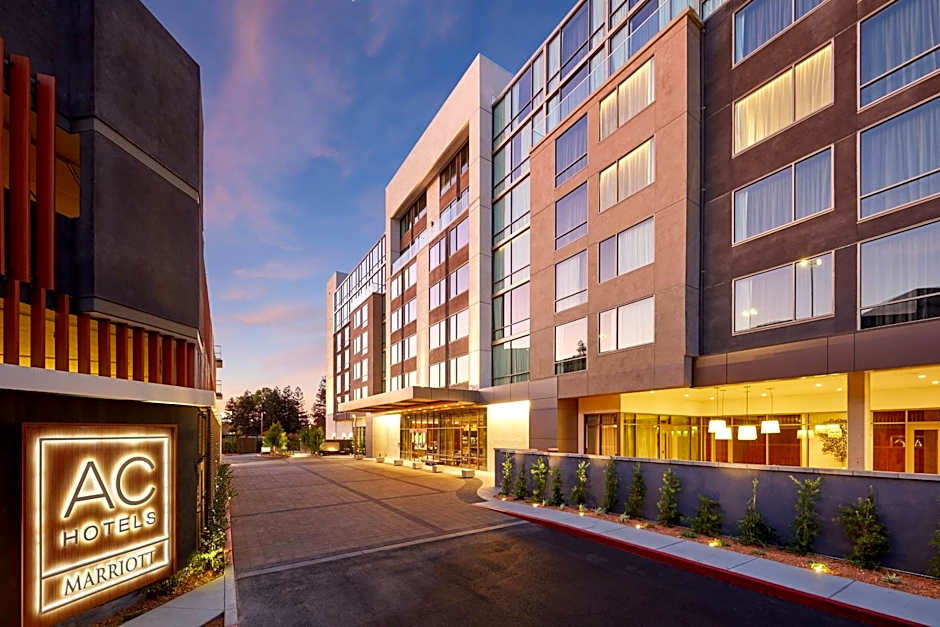AC Hotel by Marriott San Jose Santa Clara