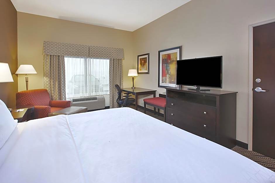 Holiday Inn Express & Suites Washington - Meadow Lands By IHG