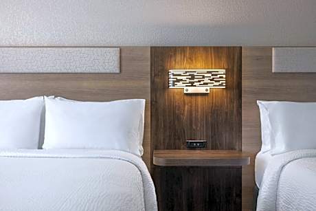 Standard Room with Two Queen Beds