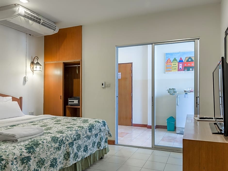 Opey De Place Pattaya