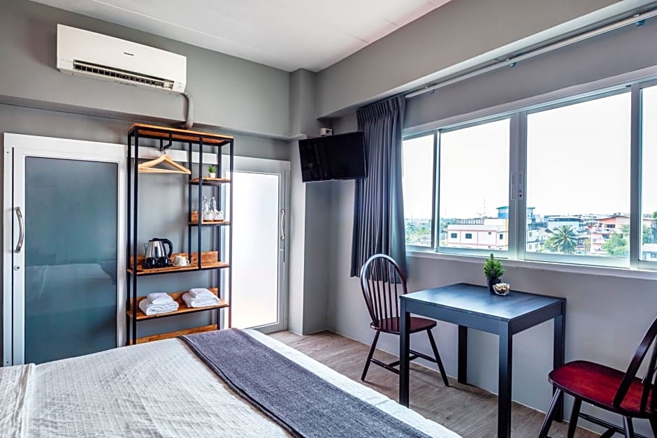 Penyos Service Apartment