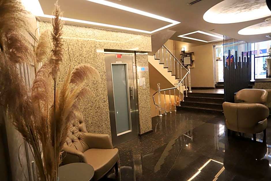 Nanda Hotel