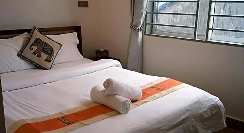 TWIN HOME Guesthouse