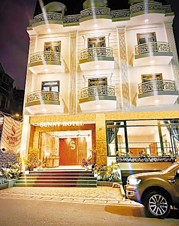 SUNNY HOTEL DA LAT