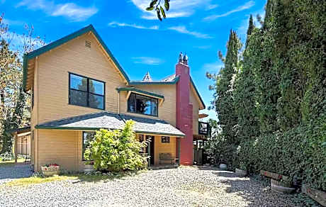 Eaglenest Inn with Pool & Seasonal SPA