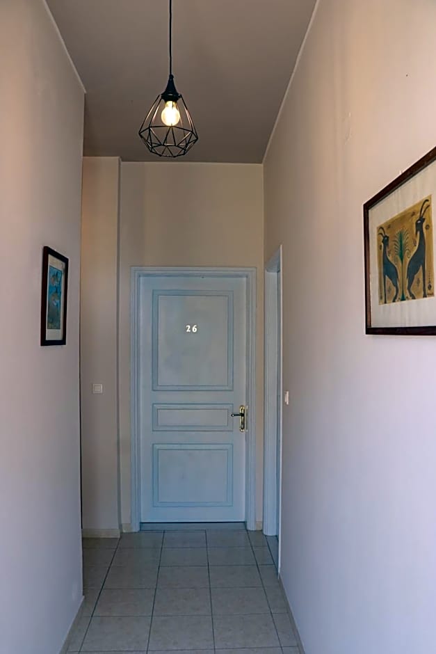 Grace Hotel & Studios