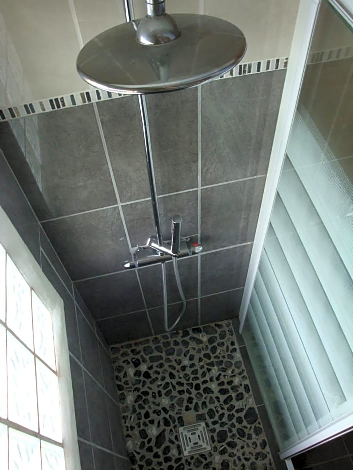 Chambres d'Hôtes Chalet de la Source