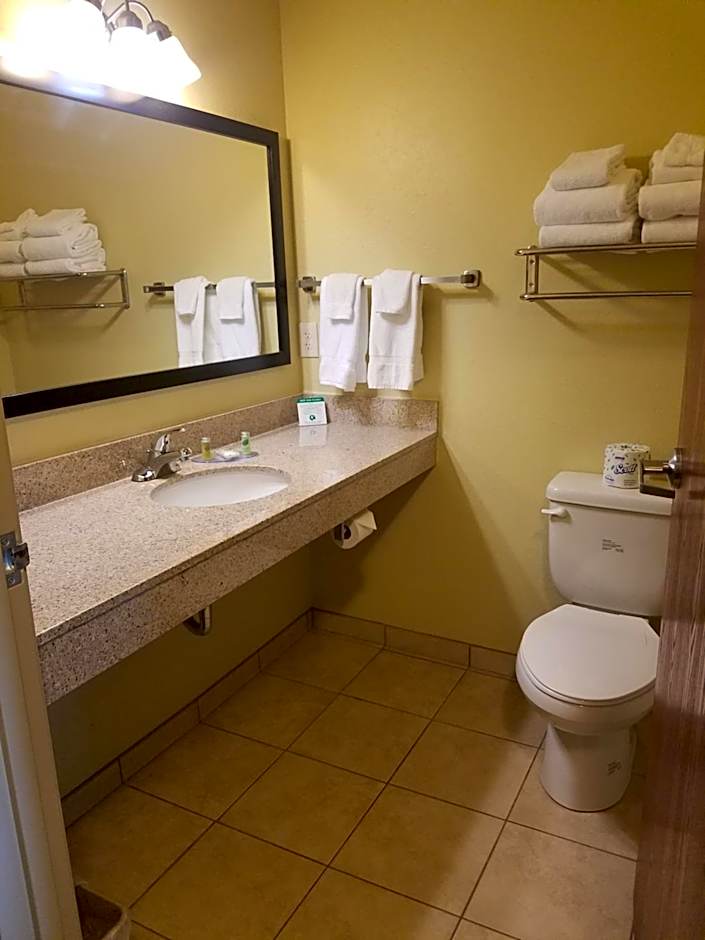 Cobblestone Inn & Suites - Bottineau