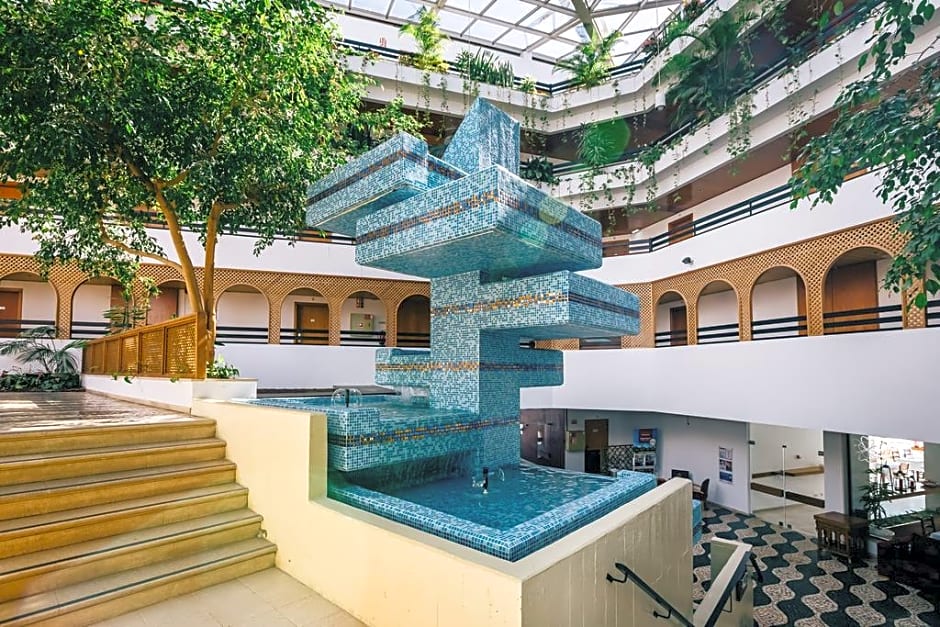 Muthu Oura Praia Hotel