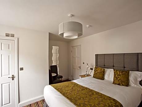 Standard King Room