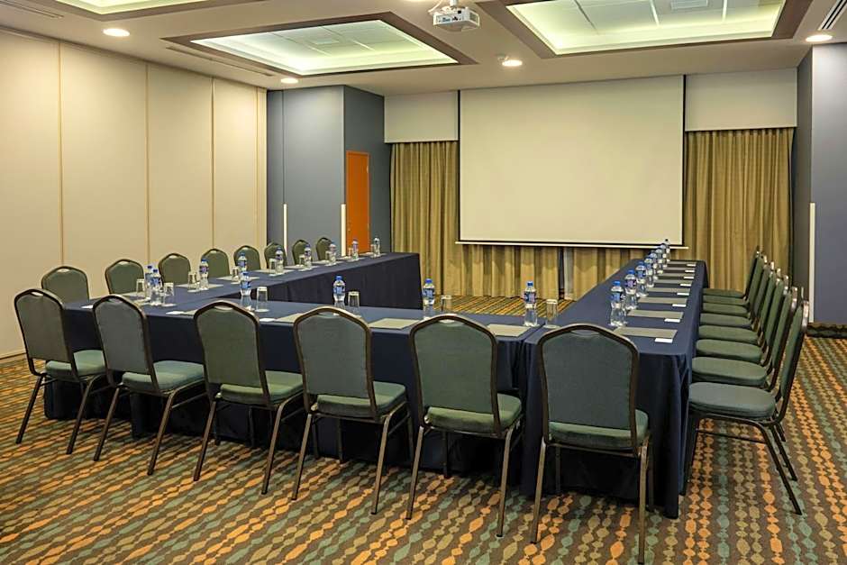 Courtyard by Marriott Guadalajara Andares