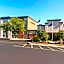 Sonesta Hotel Grand Rapids Airport