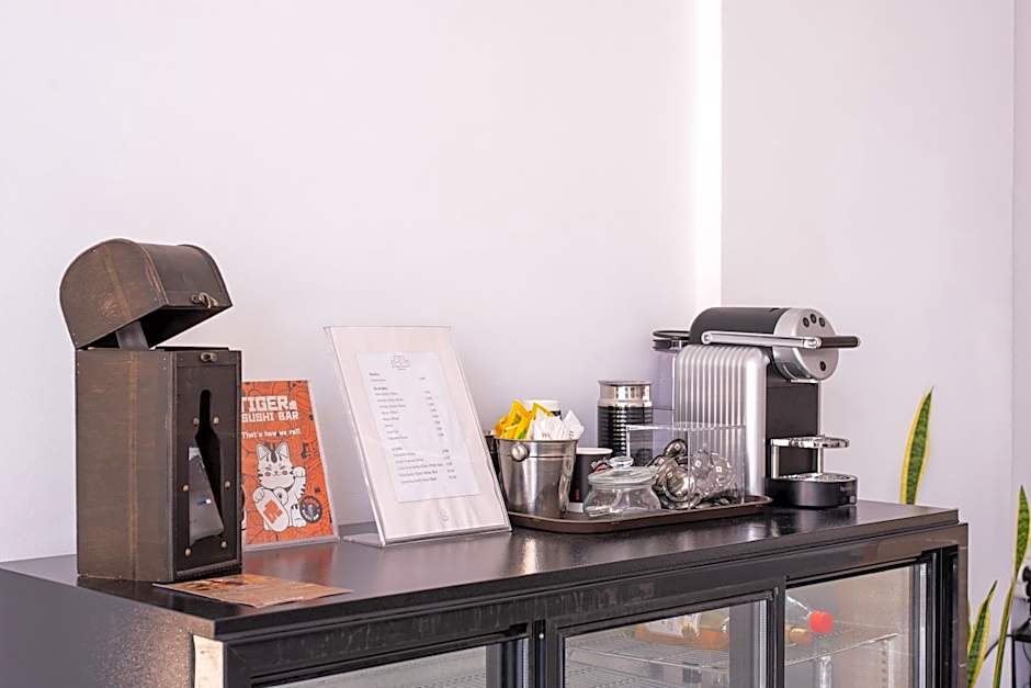 Stone Palace Hotel Near Athen's Airport Free Shuttle From and to Athen's Airport