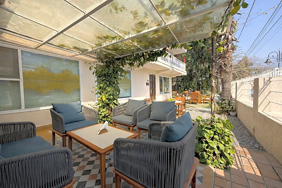 Yog niketan by sanskriti