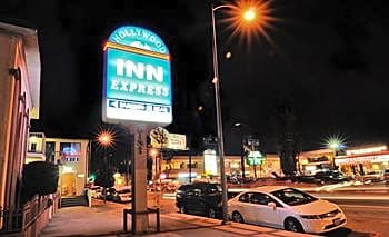 Hollywood Inn Express North