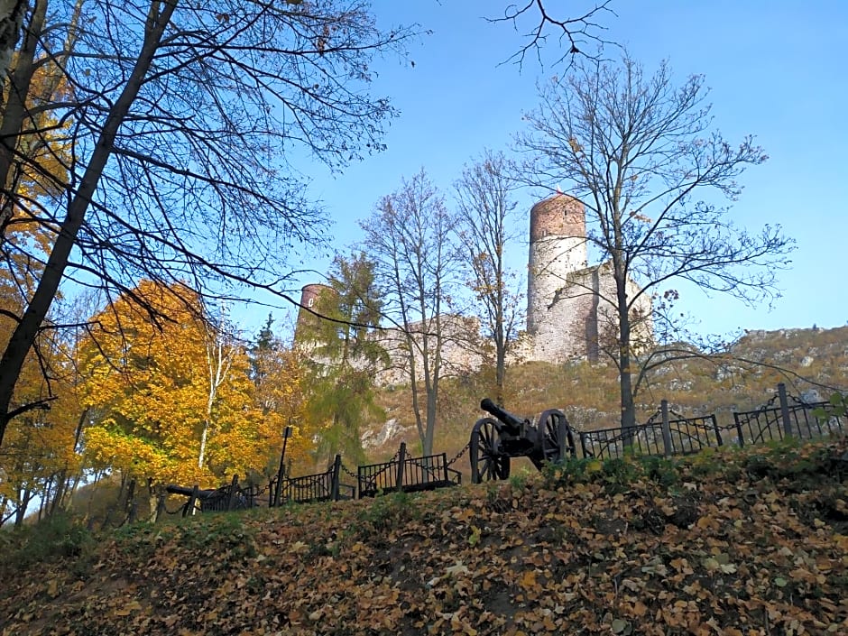 Willa Bona blisko Zamku Królewskiego i Rezerwatu zapraszam na grę miejską Magiczne Chęciny