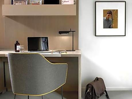 Luxury King Room