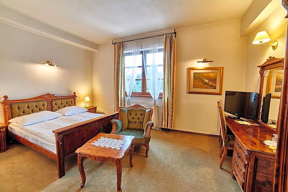 Folwark Stara Winiarnia