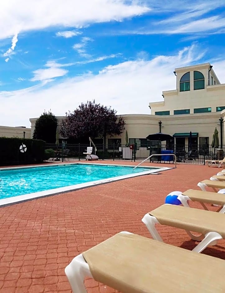 Holiday Inn Plainview-Long Island