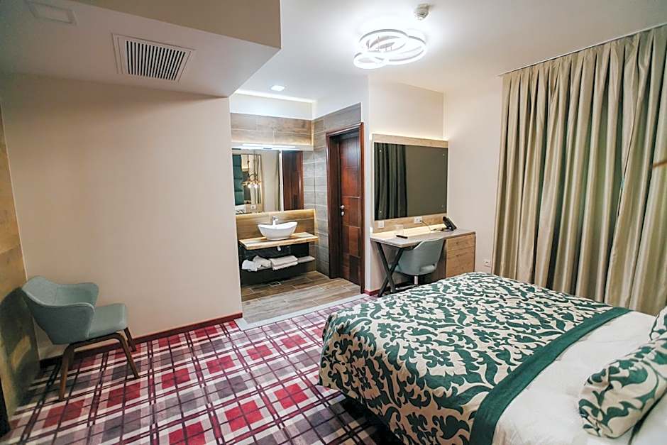 Lostrita - Pastravarie, Hotel & SPA