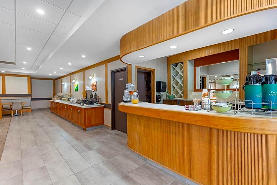 Quality Hotel Fallsview Cascade